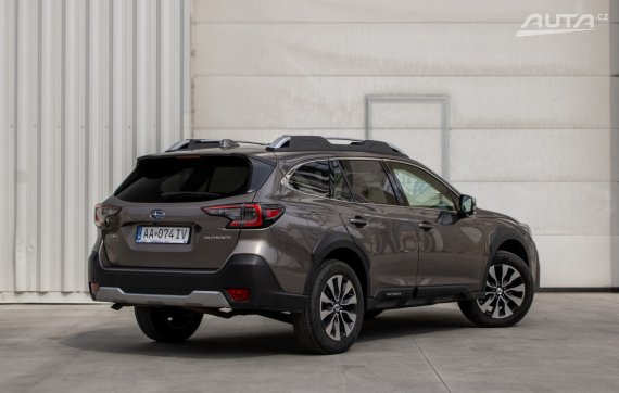 Subaru Outback 2.5i-T CVT ES Premium 124kW / AJ NA SPLÁTKY / PROTIÚČET 2024 hnědá