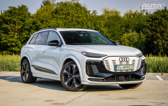 Audi SQ6 E-tron 4x4 BEV 360kW / AJ NA SPLÁTKY / PROTIÚČET 2026 bílá