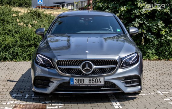 Mercedes-Benz E 220 D 2017 AT 143kW 2017 šedá