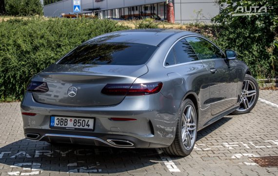 Mercedes-Benz E 220 D 2017 AT 143kW 2017 šedá