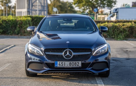 Mercedes-Benz C 400 4MATIC 2016 2016 modrá