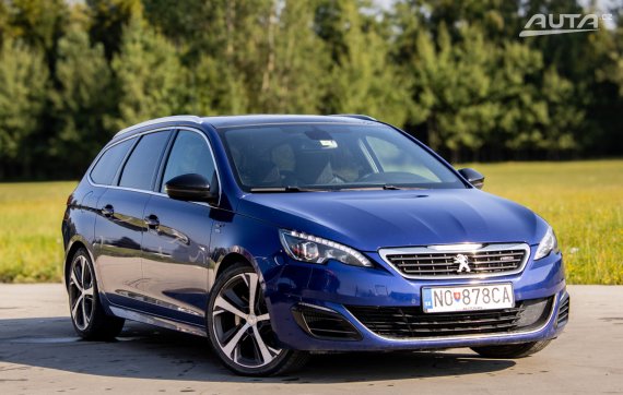 Peugeot 308 Break/SW 2.0 BlueHDI GT / 133kW / A6 / ZÁRUKA / AJ NA SPLÁTKY / PROTIÚČET 2016 modrá