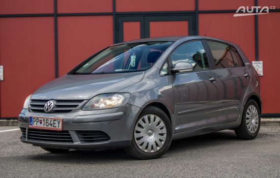 Volkswagen Golf Plus 1.6 75kW MT/5 / AJ NA SPLÁTKY / PROTIÚČET 2006 - hlavní pohled