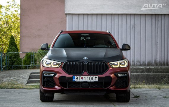 BMW X6 M50d M-Sport A/T, 294kW, A8 / AJ NA SPLÁTKY / PROTIÚČET / ODPOČET DPH / 2020 červená