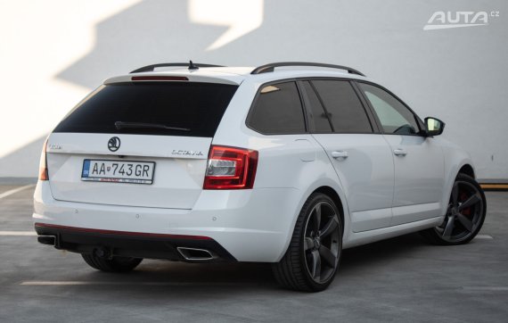 Škoda Octavia Combi 2.0 TDI RS / 135kW / A6 / ZÁRUKA / AJ NA SPLÁTKY / PROTIÚČET 2015 bílá