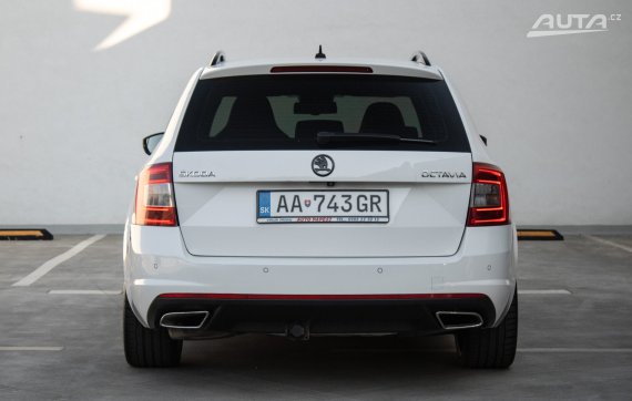 Škoda Octavia Combi 2.0 TDI RS / 135kW / A6 / ZÁRUKA / AJ NA SPLÁTKY / PROTIÚČET 2015 bílá