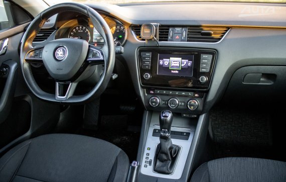 Škoda Octavia Combi 2.0 TDI 4x4 DSG 2014 bílá