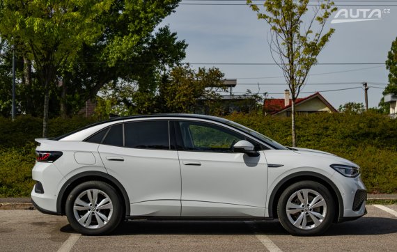 Volkswagen ID.5 Pro 77 kWh 128kW 2023 bílá