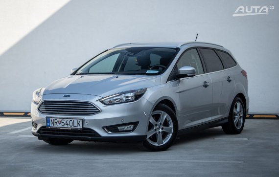 Ford Focus Kombi 1.5 TDCi Duratorq Titanium ECOnetic / AJ NA SPLÁTKY / PROTIÚČET / 2017 - hlavní pohled