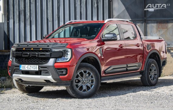 Ford Ranger 2.0 TDCi EcoBlue BiTurbo e-4WD DoubleCab A/T WildTrak / AJ NA SPLÁTKY / PROTIÚČET / 2023 - hlavní pohled
