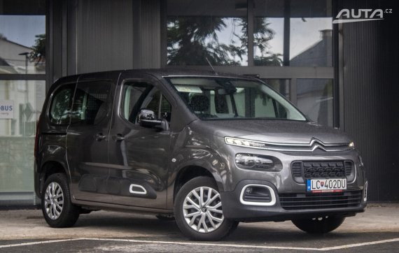 Citroën Berlingo Business BlueHDi 100 SS Feel Pack M 75kW / AJ NA SPLÁTKY / PROTIÚČET / 2022 šedá