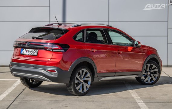 Volkswagen Taigo Style 1.5 TSI 110KW DS7 / AJ NA SPLÁTKY / PROTIÚČET 2023 červená