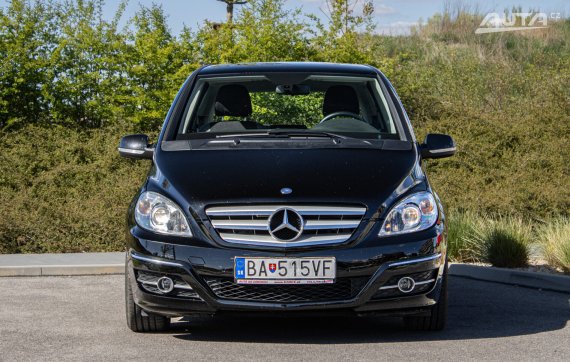 Mercedes-Benz B trieda 180 CDI 2009 CVT/1 80kW / AJ NA SPLÁTKY / PROTIÚČET 2009 černá
