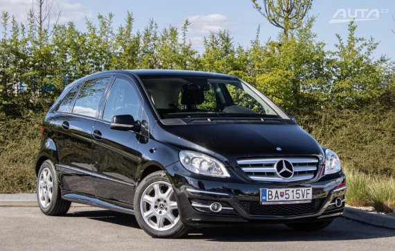 Mercedes-Benz B trieda 180 CDI 2009 CVT/1 80kW / AJ NA SPLÁTKY / PROTIÚČET 2009 černá