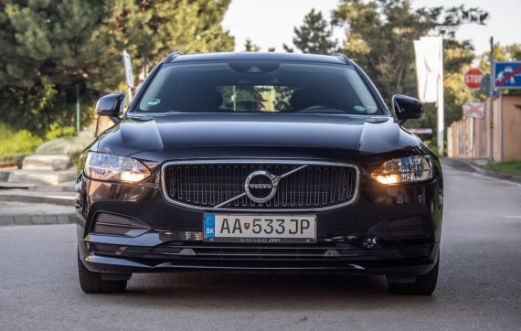 Volvo V90 D3 2.0L 110kW AT/8 FWD / AJ NA SPLÁTKY / PROTIÚČET 2017 černá