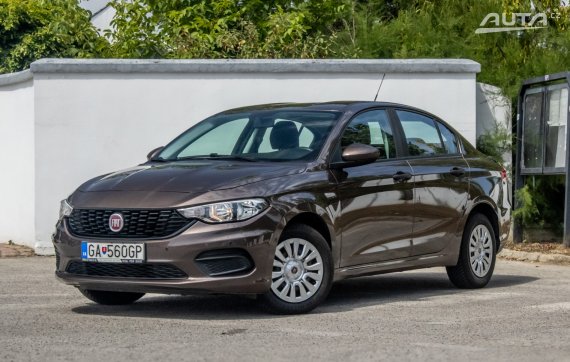 Fiat Tipo 1.3 MT/5 70kW FWD / AJ NA SPLÁTKY / PROTIÚČET 2016 - hlavní pohled