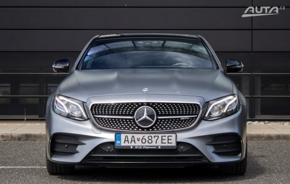 Mercedes-Benz E trieda Sedan E53 AMG 4MATIC+ / 320kW / A9 / ZÁRUKA / AJ NA SPLÁTKY / PROTIÚČET 2018 šedá