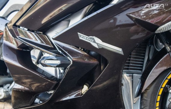 Yamaha FJR 1300 107,5kW (2016) / AJ NA SPLÁTKY / PROTIÚČET / 2016 hnědá