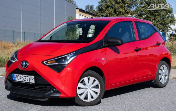 Toyota Aygo 1.0 VVT-i x, 53kW (2021) / AJ NA SPLÁTKY / PROTIÚČET / 2021 červená