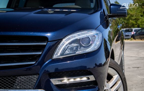 Mercedes-Benz ML 350 BlueTEC 4MATIC, 190kW, A7 / AJ NA SPLÁTKY / PROTIÚČET / 2015 modrá