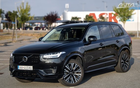 Volvo XC90 T8 Ultra Black Edition AWD / 228kW / A8 / ZÁRUKA / AJ NA SPLÁTKY / PROTIÚČET 2024 - hlavní pohled