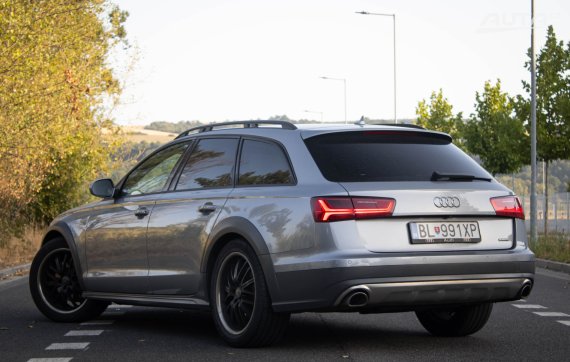 Audi A6 Allroad 3.0 TDI 2015 šedá
