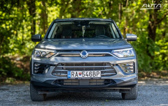 SsangYong Korando 1.5 Turbo MT/6 120kW 4x4 / AJ NA SPLÁTKY / PROTIÚČET 2022 šedá