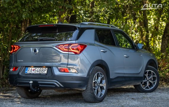 SsangYong Korando 1.5 Turbo MT/6 120kW 4x4 / AJ NA SPLÁTKY / PROTIÚČET 2022 šedá