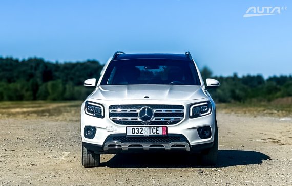Mercedes-Benz GLB 250 4MATIC 165kW AT/8 / AJ NA SPLÁTKY / PROTIÚČET 2020 bílá