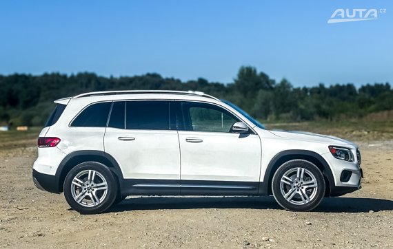 Mercedes-Benz GLB 250 4MATIC 165kW AT/8 / AJ NA SPLÁTKY / PROTIÚČET 2020 bílá