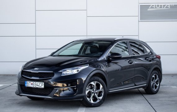 Kia XCeed 1.6 CRDi Gold / 100kW / A7 / ZÁRUKA / AJ NA SPLÁTKY / PROTIÚČET 2021 - hlavní pohled