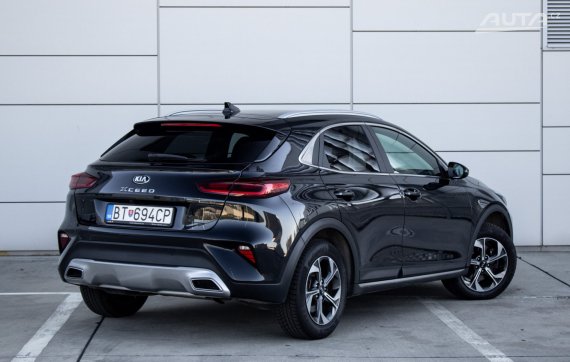 Kia XCeed 1.6 CRDi Gold / 100kW / A7 / ZÁRUKA / AJ NA SPLÁTKY / PROTIÚČET 2021 černá