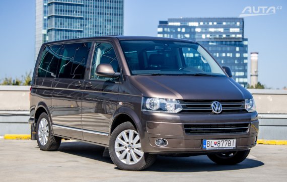 Volkswagen Multivan T5 2.0 TDi Highline MT/6 132kW - 7 Miest / AJ NA SPLÁTKY / PROTIÚČET 2011 hnědá