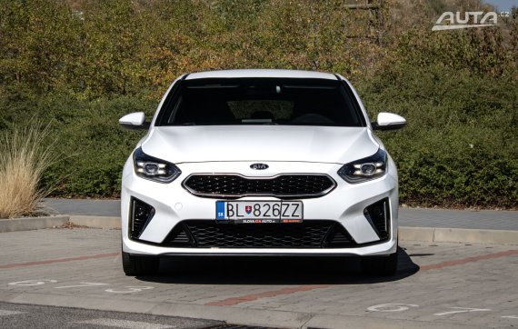 Kia ProCeed 1.4 T-GDi GT-Line, 103kW, M6 / AJ NA SPLÁTKY / PROTIÚČET / 2020 bílá