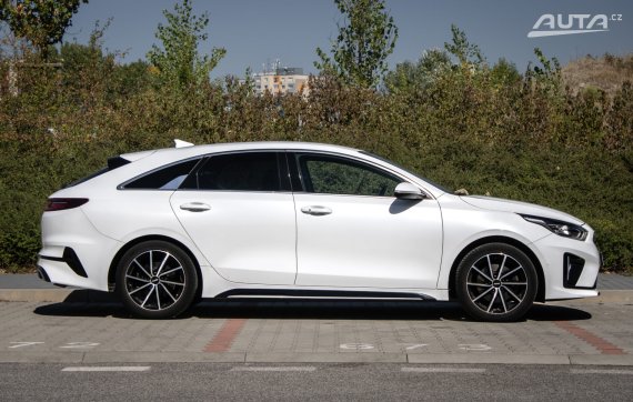 Kia ProCeed 1.4 T-GDi GT-Line, 103kW, M6 / AJ NA SPLÁTKY / PROTIÚČET / 2020 bílá