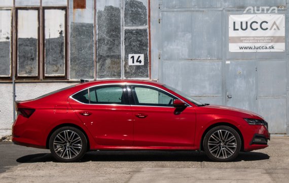 Škoda Octavia 1.5 TSI Style / 110kW / M6 / ZÁRUKA / AJ NA SPLÁTKY / PROTIÚČET 2021 červená