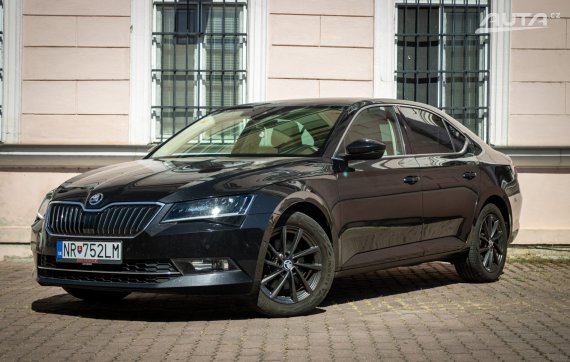Škoda Superb 2.0 TDI Style DSG / 110kW / A6 / ZÁRUKA / AJ NA SPLÁTKY / PROTIÚČET 2018 - hlavní pohled