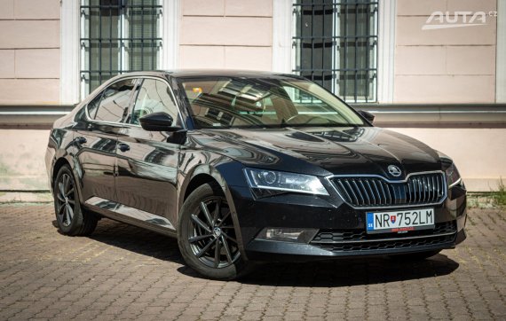 Škoda Superb 2.0 TDI Style DSG / 110kW / A6 / ZÁRUKA / AJ NA SPLÁTKY / PROTIÚČET 2018 černá