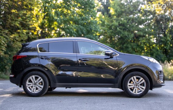 Kia Sportage 1.6 GDi Gold 2WD / 97kW / M6 / ZÁRUKA / AJ NA SPLÁTKY / PROTIÚČET 2016 černá