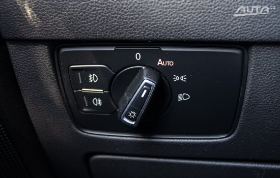 Volkswagen Passat Variant 2.0 TDI / 130kW / 2021 červená