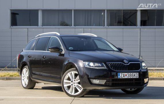 Škoda Octavia Combi 2.0 TDI Elegance / Exclusive / 110kW / M6 / ZÁRUKA / AJ NA SPLÁTKY / PROTIÚČET 2015 černá