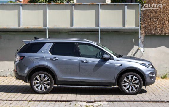 Land Rover Discovery Sport 2.0L TD4 HSE / 7 miest./ 132kW / A9 / ZÁRUKA / AJ NA SPLÁTKY / PROTIÚČET 2017 modrá