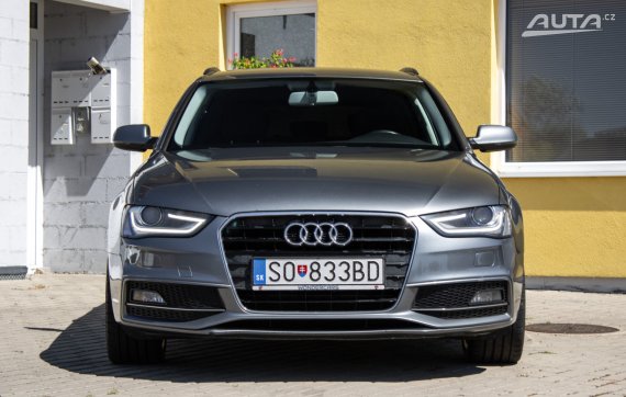 Audi A4 Avant 2.0 TDI S-Line / 110kW / A7 / ZÁRUKA / AJ NA SPLÁTKY / PROTIÚČET 2015 šedá