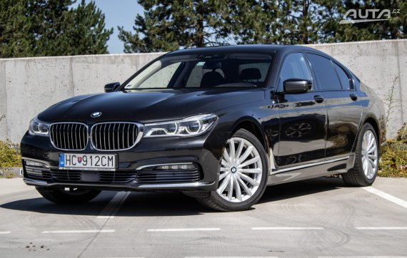 BMW Rad 7 740Ld xDrive G12 / 235kW / A8 / ZÁRUKA / AJ NA SPLÁTKY / PROTIÚČET 2017 - hlavní pohled
