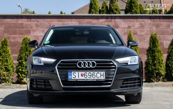 Audi A4 2.0 TDI / 140kW / A7 2016 černá