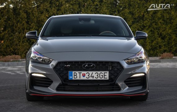 Hyundai i30 Fastback N 2.0 T-GDi N Performance, 202kW, M6 / AJ NA SPLÁTKY / PROTIÚČET / 2019 šedá