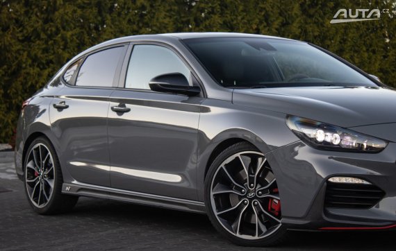 Hyundai i30 Fastback N 2.0 T-GDi N Performance, 202kW, M6 / AJ NA SPLÁTKY / PROTIÚČET / 2019 šedá