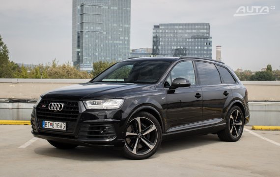 Audi Q7 SQ7 4.0 TDI quattro tiptronic, 320kW, A8 / AJ NA SPLÁTKY / PROTIÚČET / 2017 - hlavní pohled