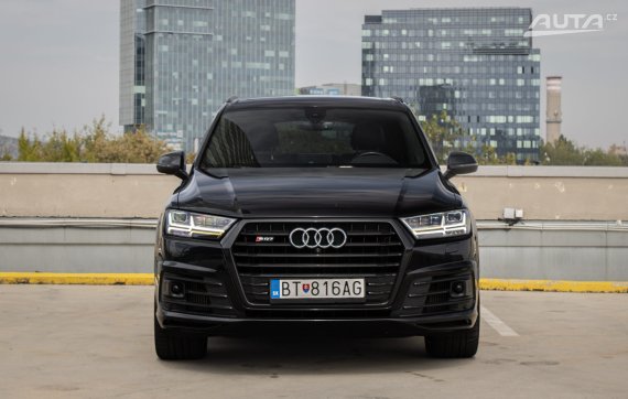 Audi Q7 SQ7 4.0 TDI quattro tiptronic, 320kW, A8 / AJ NA SPLÁTKY / PROTIÚČET / 2017 černá