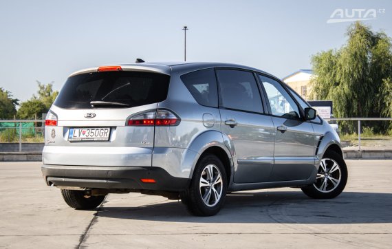 Ford S-Max 1.8 TDCi Trend, 92kW, M6 / AJ NA SPLÁTKY / PROTIÚČET / 2010 šedá